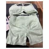 Women's Large 2 piece athletic set