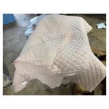 Light Pink Queen Quilted Bedspread w/ pillow shams