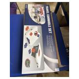 travel cornhole set, very nice hard plastic cases