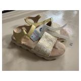 toddler girls  size 12 sandals