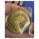 KEEP AMERICA GREAT gold tone 2020 coin