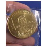 KEEP AMERICA GREAT gold tone 2020 coin