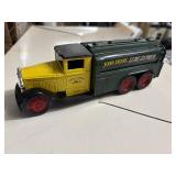 JOHN DEERE BY ERTL. LUBE EXPRESS bank