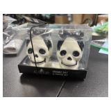 Skeleton Salt & pepper shaker set Ceramic
