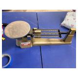 triple beam balance scales, up to 2610 grams,