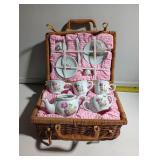Child's tea set