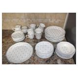 Stoneware Plate Set