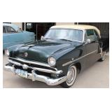 1953 Ford Victoria