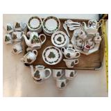 Miniature Christmas-theme Tea Sets