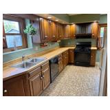 Starting Bid $135K - 110 E 1st St, Woodville OH 43469