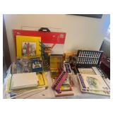 Comprehensive Art Supplies Set