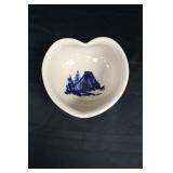 Storie Pottery Heart Shaped Bowl