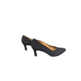 Simple Black Heel Size 6 1/2 (C)