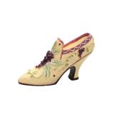 Mini Ceramic Shoe- Cream Shoes with Grapes
