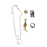 Lot of 5 Mixed Jewelry Pieces (J)