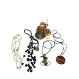 Lot of 5 Costume Necklaces (J)