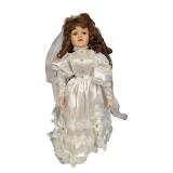 Porcelain Doll Brunette Bride w/ Lace Gown (U)