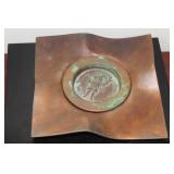 A Rare English Trusty Servant Winchester Ashtray