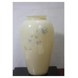 A Princess Heritage Glass Vase