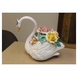Capodemonte Swan