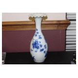 A Japanese Vintage Blue and White Vase