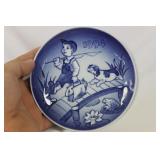 A B and G 1994 Children's Day Plate