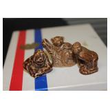 Lot of 3 Wade Figurines