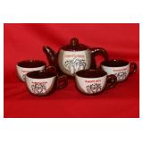 A Teapot and 4 Cups