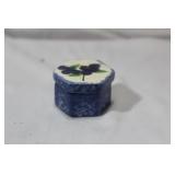 A Signed Septagon Ceramic Trinket Box