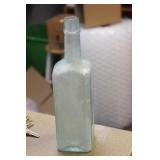 Vintage Potter Drugs and Chemical Bottle