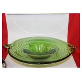 An Art Glass Leaf Shape bowl