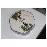 Ceramic Amish Motief Container