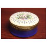 A Crummels Enamel Trinekt Box