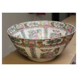 Large Rosemedallion Center Bowl
