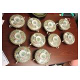 Set of 10 Chinese Rose Medallion Cups and Lids