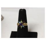 A 10 Kt Yellow Gold and Gemstone Ring