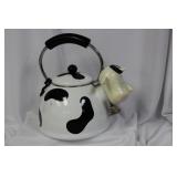 A Cow Form Kettle