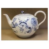 Rare Meissen Blue Onion Pattern Teapot