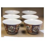 Set of 6 Gold Imari Cups