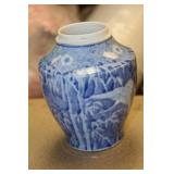 Vintage Japanese Small Porcelain Lamp