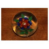 Art Glass Sun Flower Paperweight