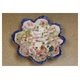 Kutani Geisha Girl Scallop Bowl