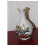 Japanese Small Kutani Vase