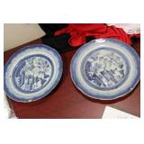 Lot of Two Chinese Export Plates
