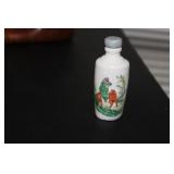 A Chinese Vintage Porcelain Snuff Bottle