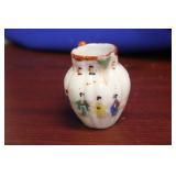 A Small Vintage Kutani Creamer