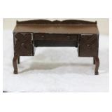 A Rare Vintage Metal Doll House Furniture