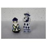 Lot of Two Japanese Figurine