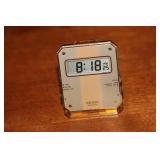 Seiko Quartz Table Alarm Clock