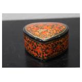 A Lacquer Heart Shape Trinket Box